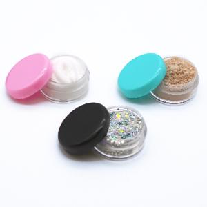 do espaço livre pequeno do creme de 5g 5ml potenciômetro plástico com o frasco plástico vazio do recipiente cosmético do tampão de parafuso 2